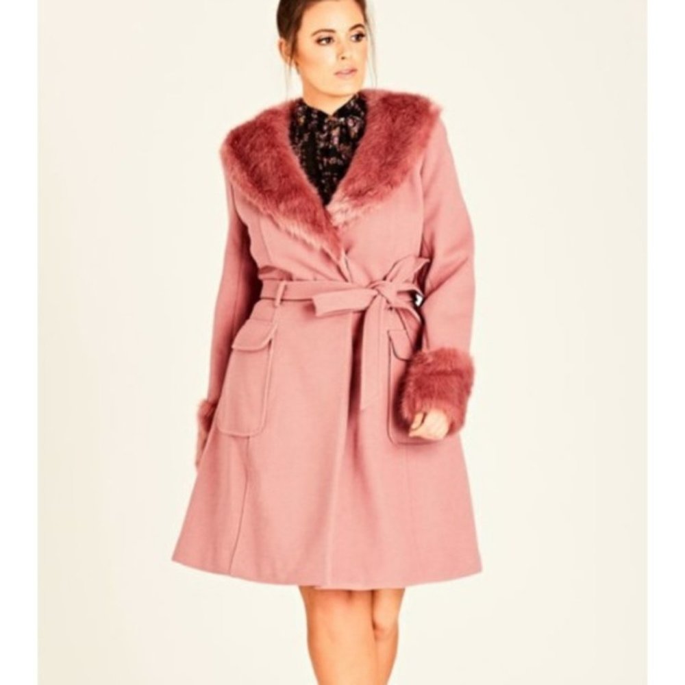 City chic blush pink coat with faux fur trim on collar and cuff